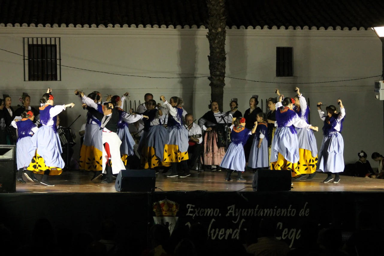 Algunas imágenes del Festival Folklórico Infantil con la participación de los Coros y Danzas de Valverde y de Torrox (06-08-2019)