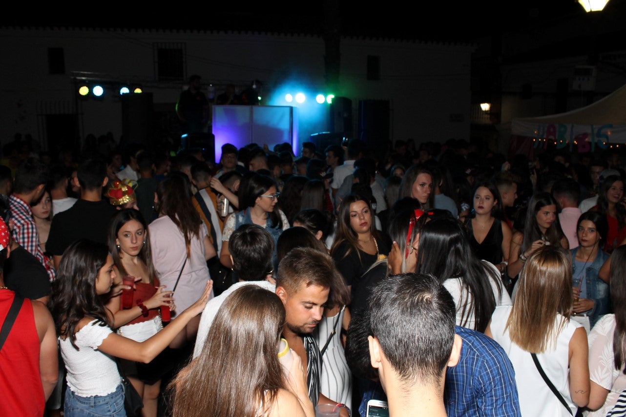 Algunas imágenes de la fiesta de 'Los Bartolos' celebrada en la plaza de la Constitución y sus alrededores (10-08-2019)