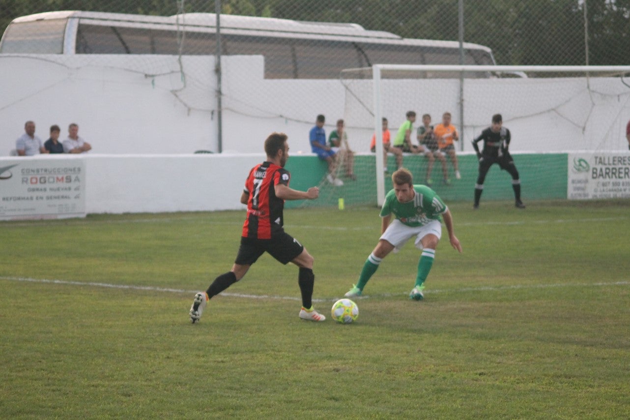 Algunas imágenes del encuentro de cuartos de la Copa Federación entre el Racing Valverdeño y el Llerenense que finalizó con 3-0 (11-08-2019)