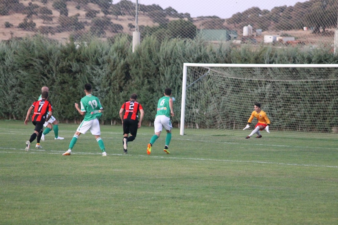 Algunas imágenes del encuentro de cuartos de la Copa Federación entre el Racing Valverdeño y el Llerenense que finalizó con 3-0 (11-08-2019)