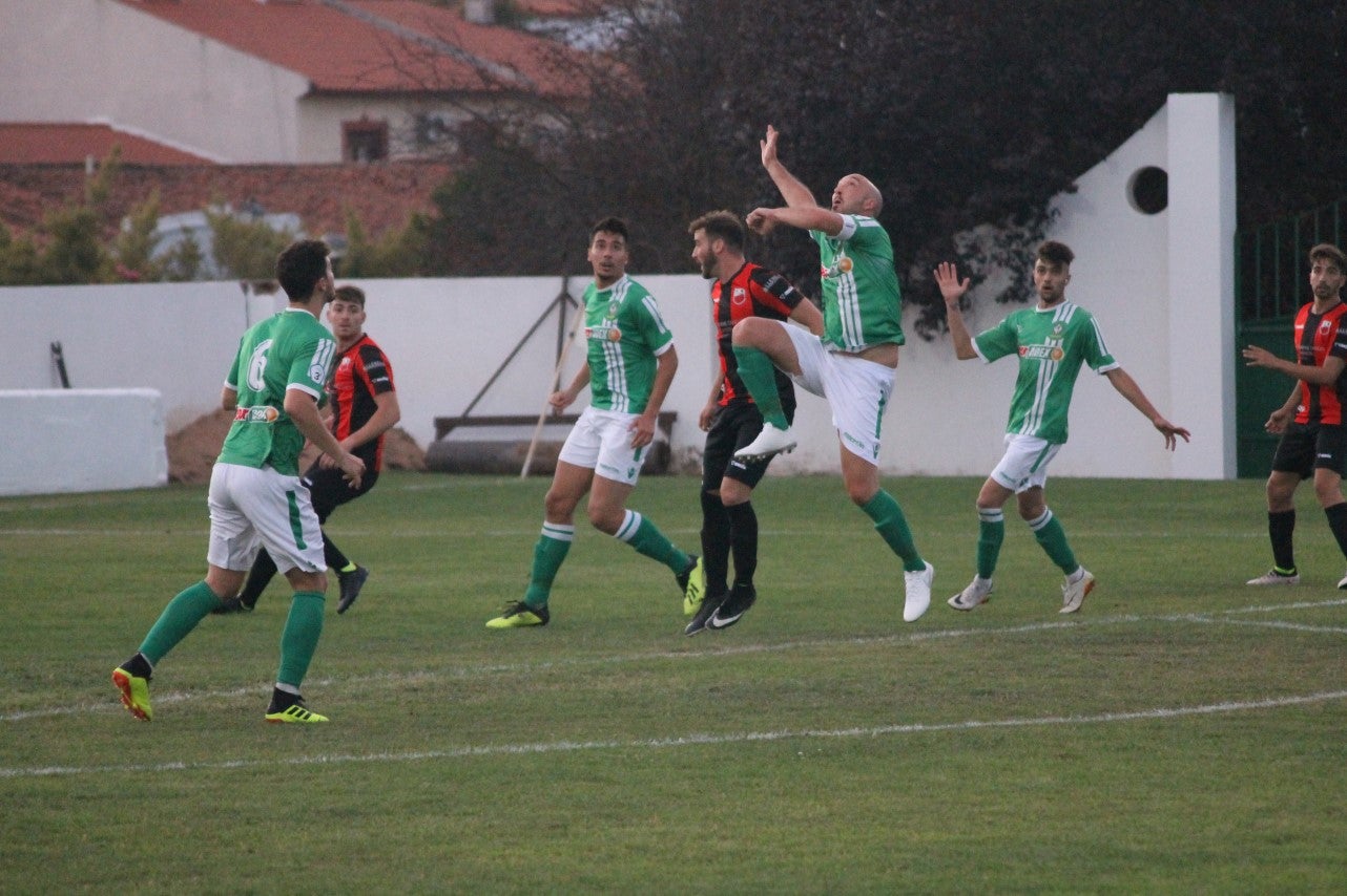 Algunas imágenes del encuentro de cuartos de la Copa Federación entre el Racing Valverdeño y el Llerenense que finalizó con 3-0 (11-08-2019)