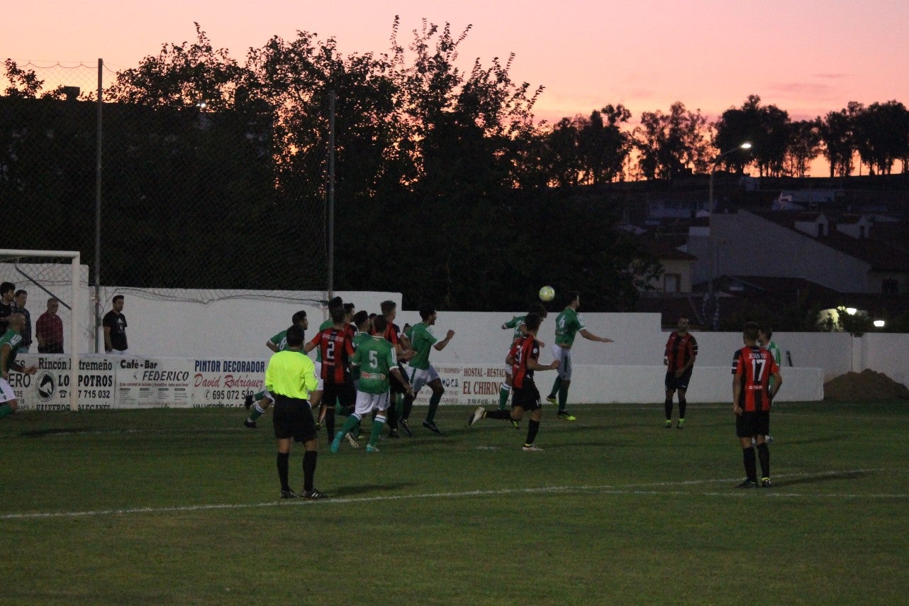 Algunas imágenes del encuentro de cuartos de la Copa Federación entre el Racing Valverdeño y el Llerenense que finalizó con 3-0 (11-08-2019)