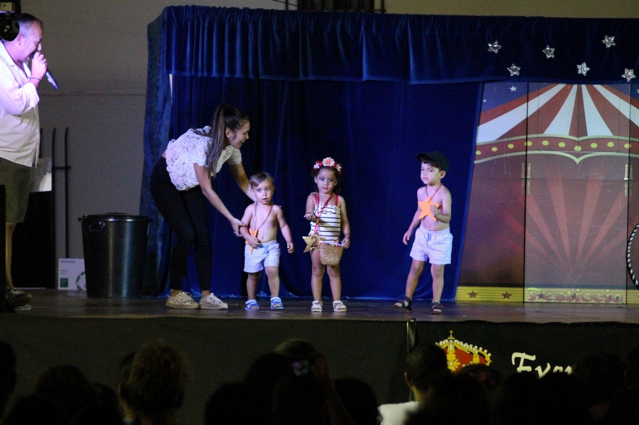 Imágenes del desfile infantil 2019 que tuvo lugar en la plaza de la Constitución (08-08-2019)