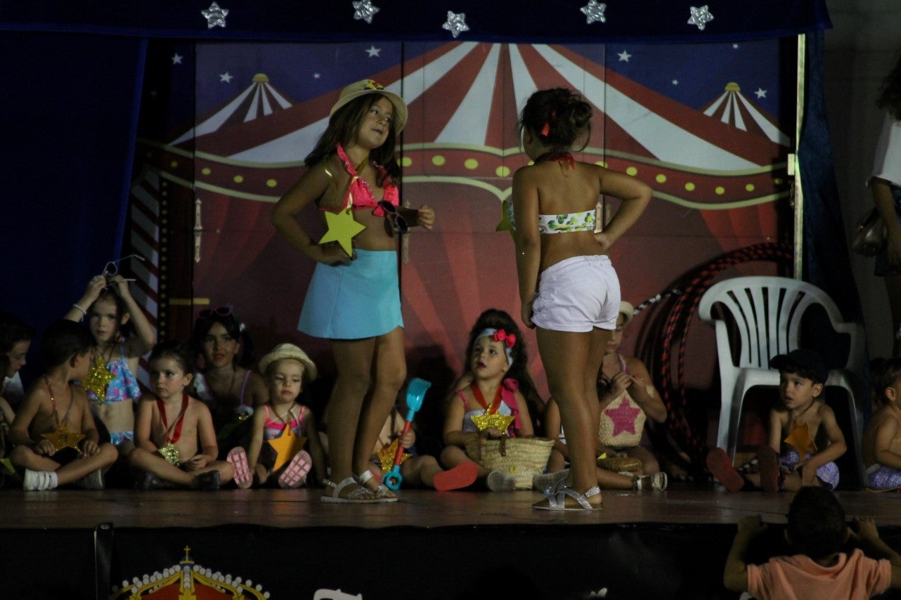 Imágenes del desfile infantil 2019 que tuvo lugar en la plaza de la Constitución (08-08-2019)