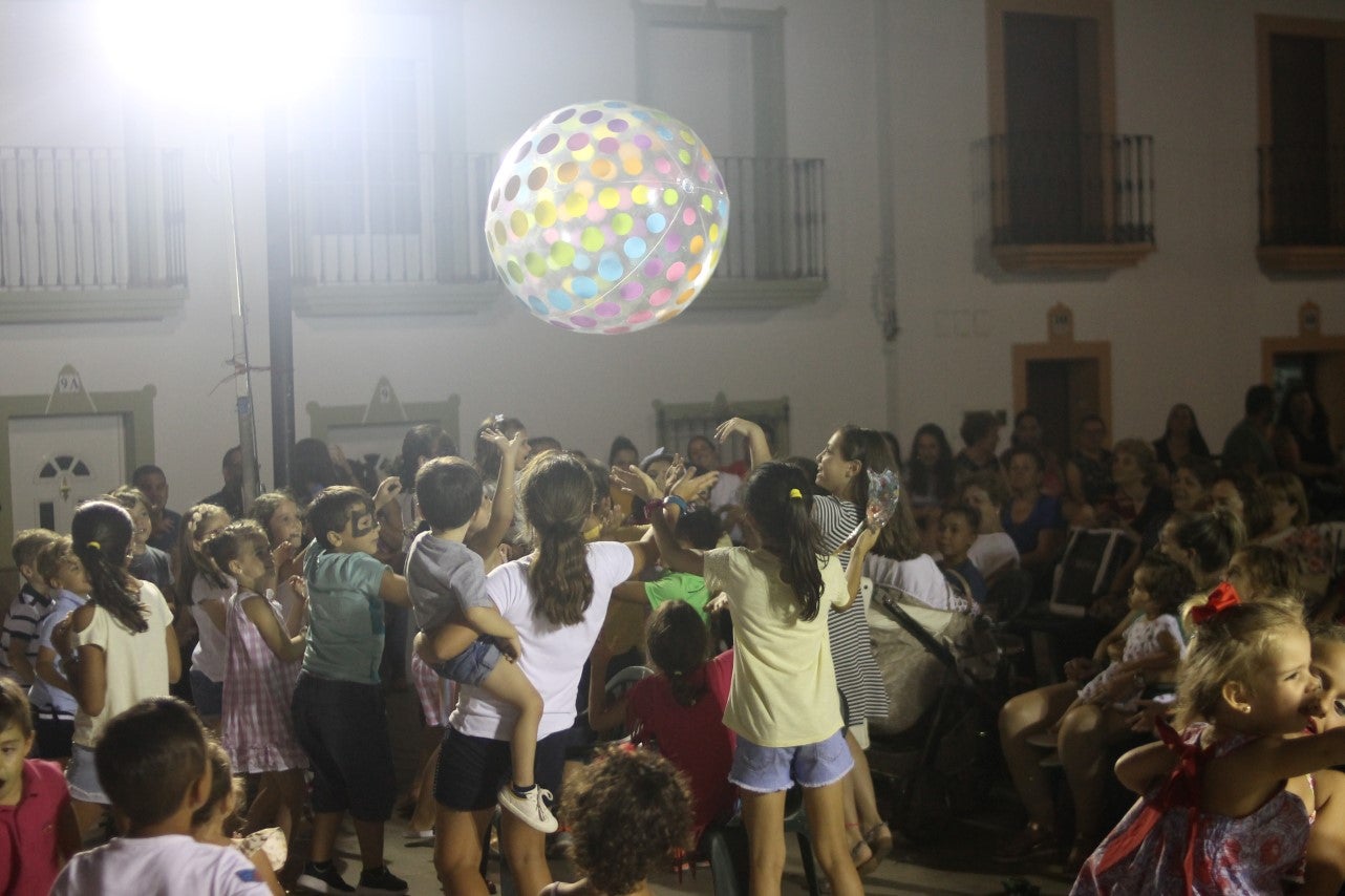 Imágenes del desfile infantil 2019 que tuvo lugar en la plaza de la Constitución (08-08-2019)