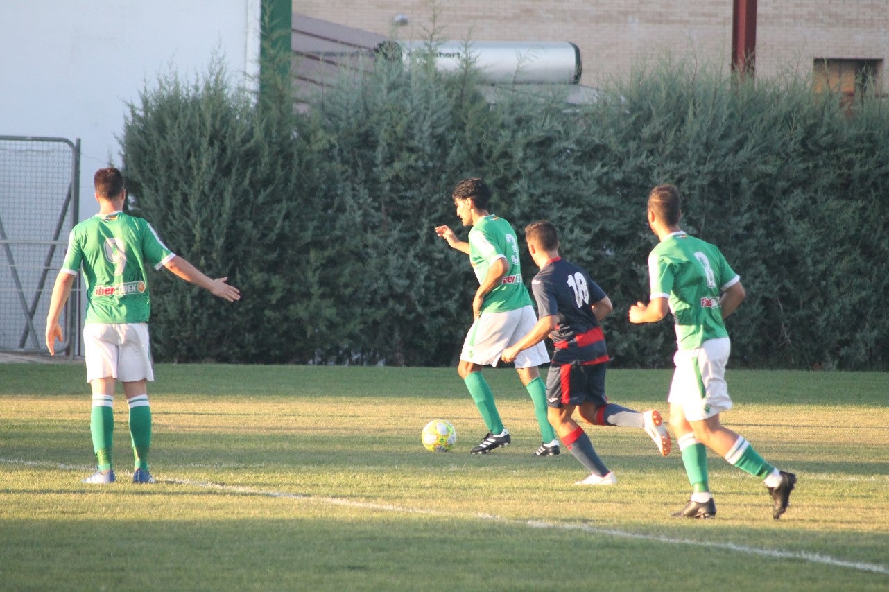 Imágenes de la semifinal de la Copa Federación que han jugado Racing Valverdeño y Arroyo en el Municipal de San Roque y que finalizó con 0-1 (18-08-2019)