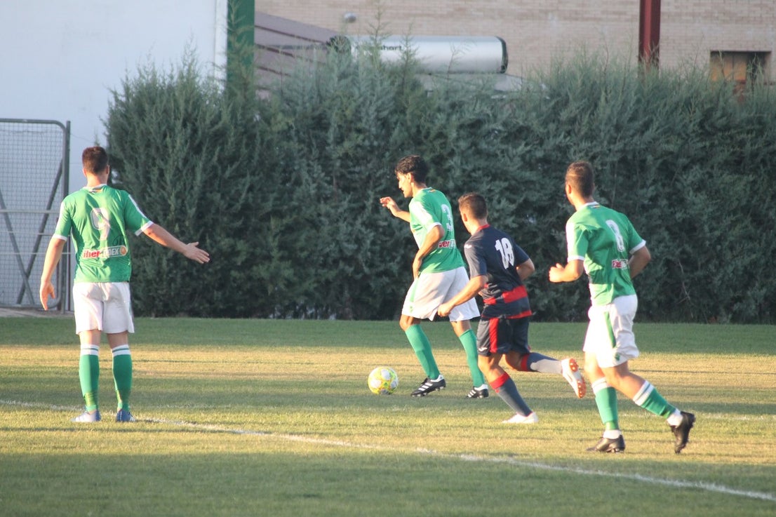 Imágenes de la semifinal de la Copa Federación que han jugado Racing Valverdeño y Arroyo en el Municipal de San Roque y que finalizó con 0-1 (18-08-2019)