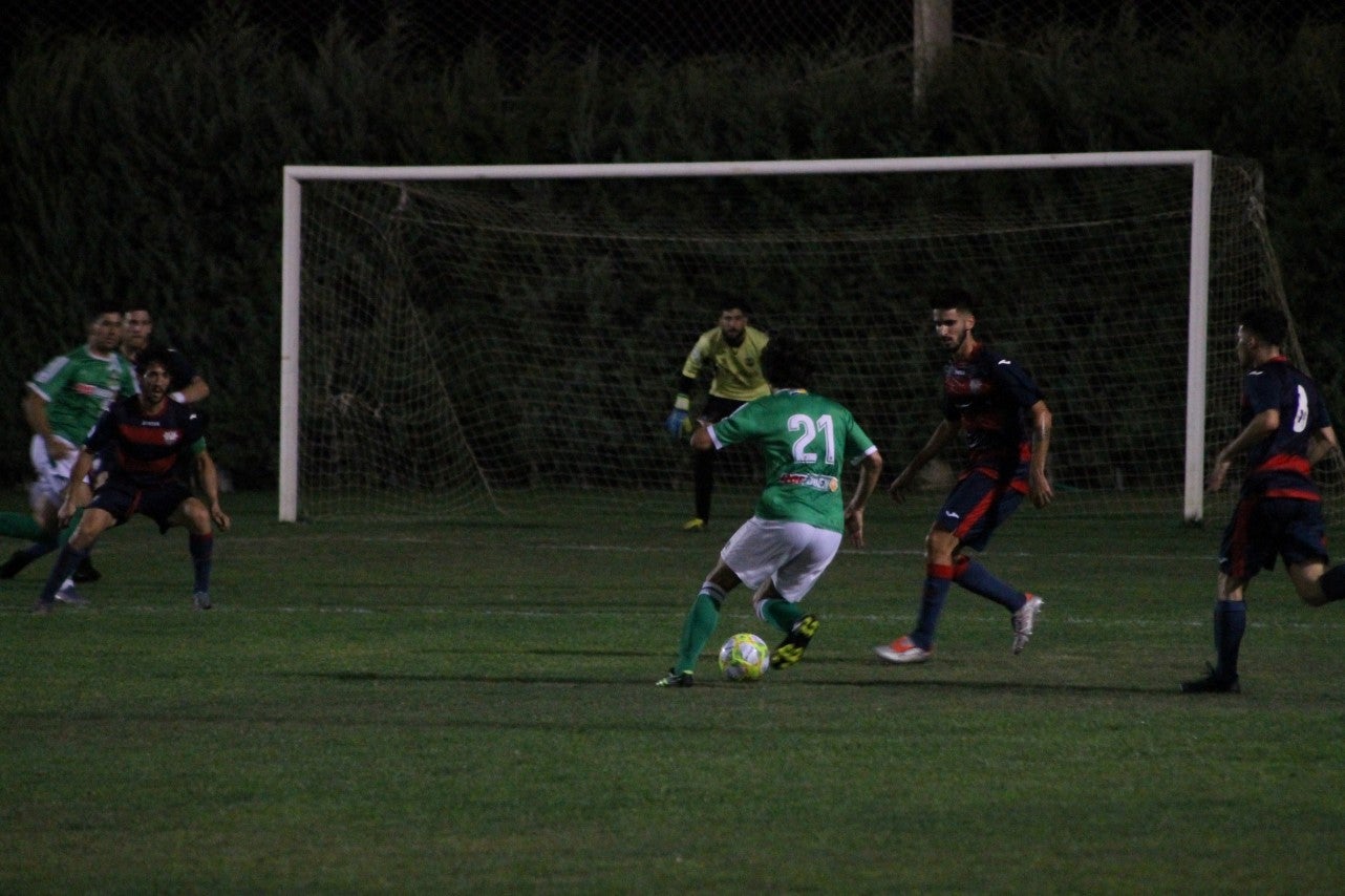 Imágenes de la semifinal de la Copa Federación que han jugado Racing Valverdeño y Arroyo en el Municipal de San Roque y que finalizó con 0-1 (18-08-2019)