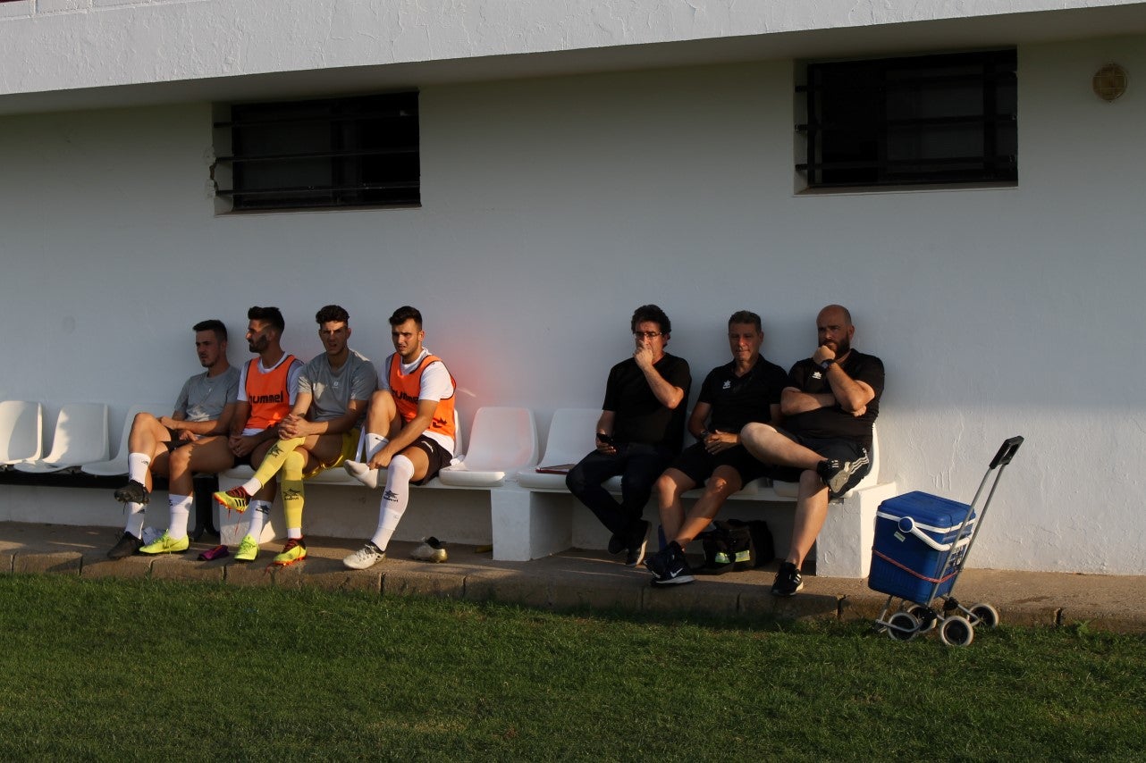 Imágenes del encuentro de la primera jornada de liga de Tercera División disputado en el Municipal de San Roque, y que acabó con 2-1 en el marcador (25-08-2019)