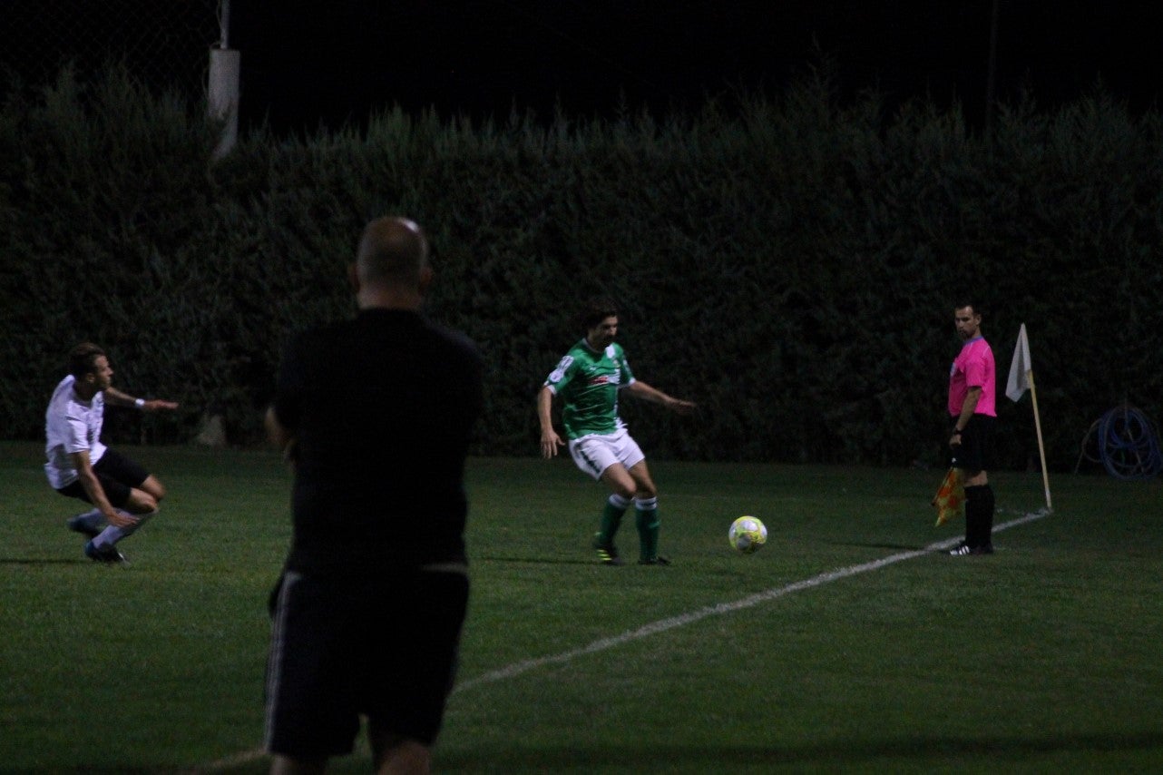 Imágenes del encuentro de la primera jornada de liga de Tercera División disputado en el Municipal de San Roque, y que acabó con 2-1 en el marcador (25-08-2019)