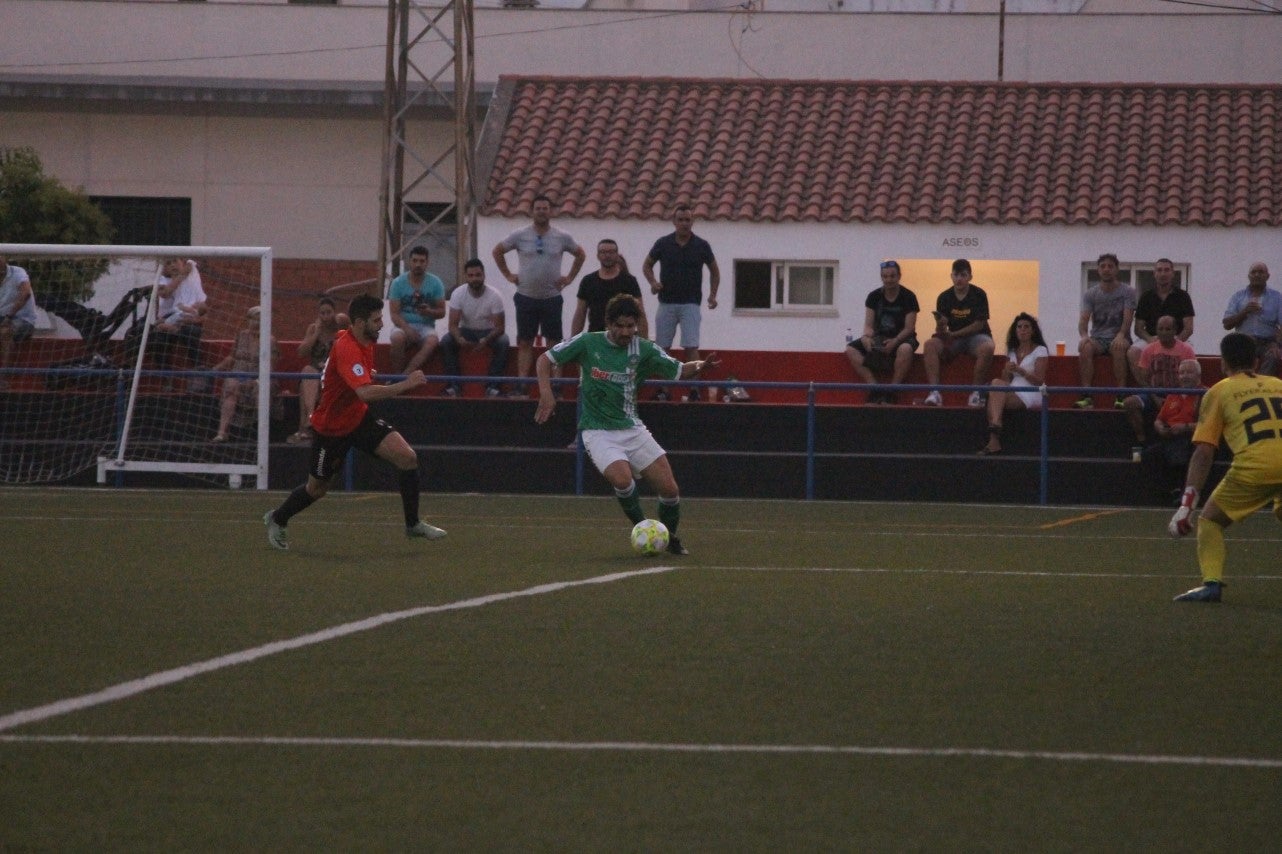 Algunas imágenes del encuentro de la segunda jornada de Tercera División disputado en el Emilio Macarro de Montijo y que terminó 2-1 (01-09-2019)