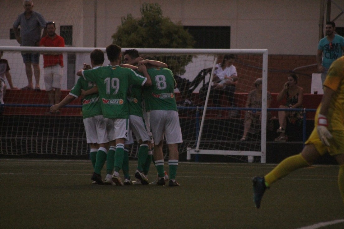 Algunas imágenes del encuentro de la segunda jornada de Tercera División disputado en el Emilio Macarro de Montijo y que terminó 2-1 (01-09-2019)
