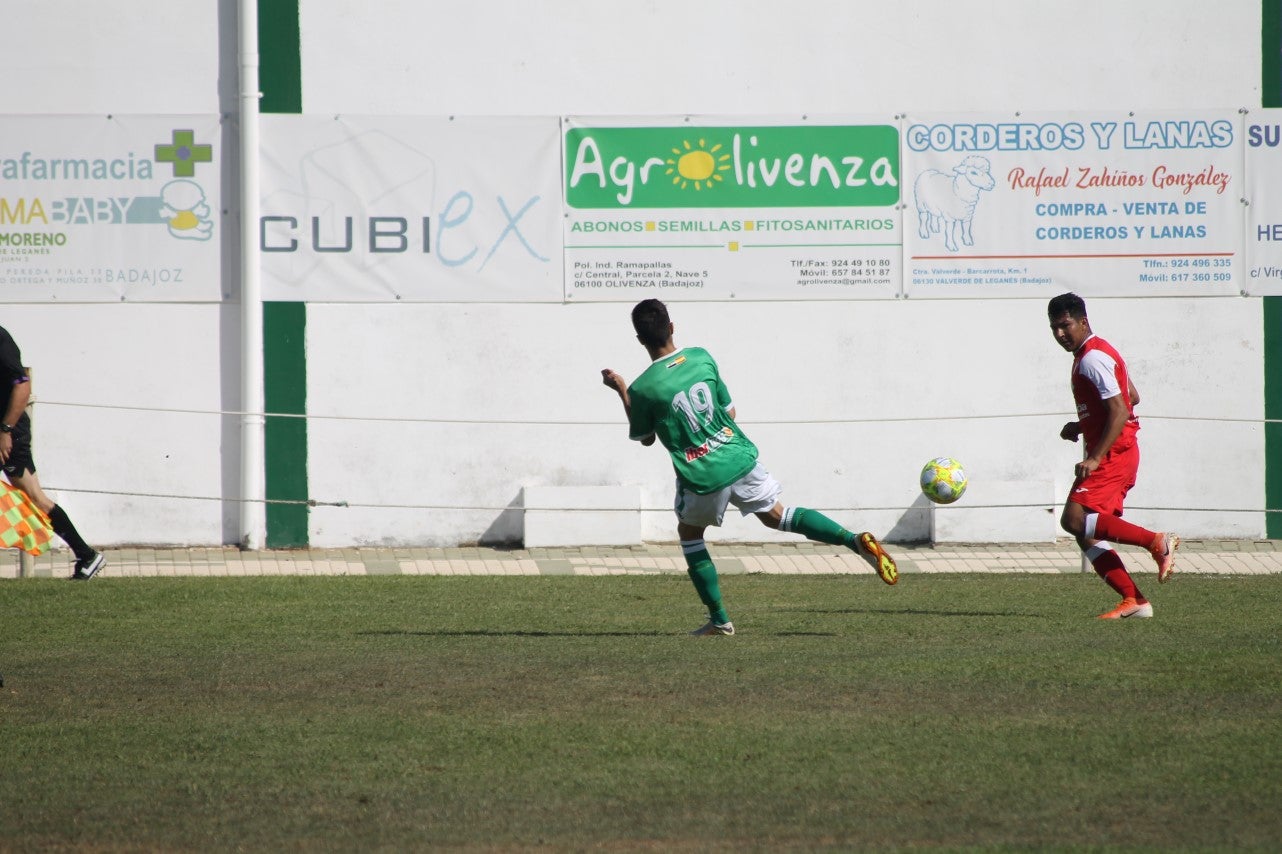 Algunas imágenes del encuentro de la tercera jornada de liga de Tercera División disputado en el Municipal de San Roque y que acabó 2-5 (08-09-2019)