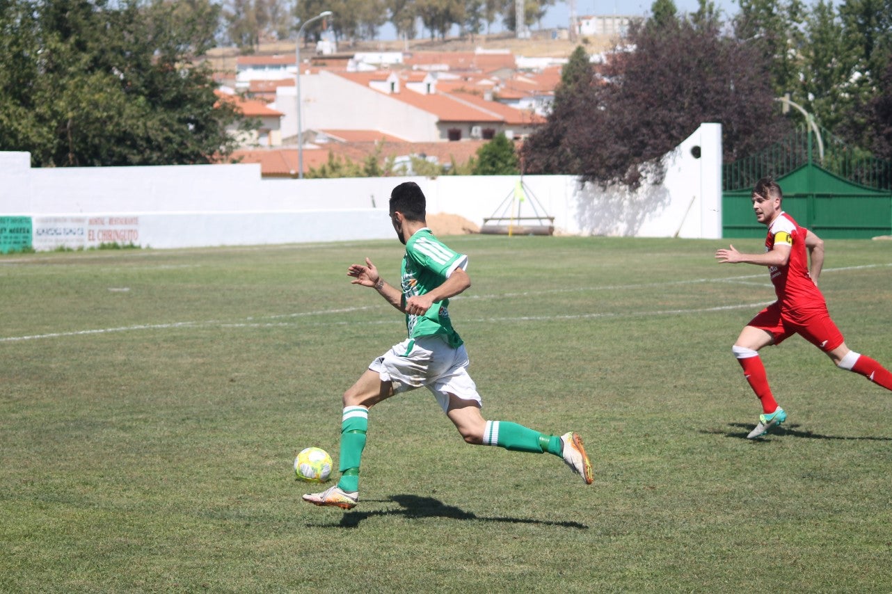 Algunas imágenes del encuentro de la tercera jornada de liga de Tercera División disputado en el Municipal de San Roque y que acabó 2-5 (08-09-2019)