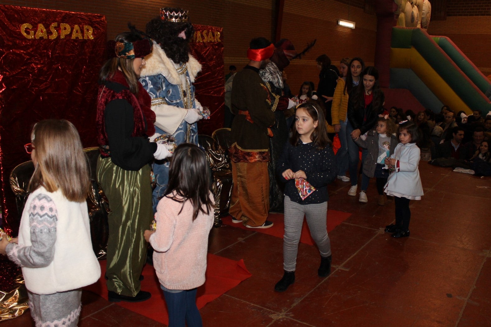 Fotos: Cabalgata de los Reyes Magos 2020 (V)