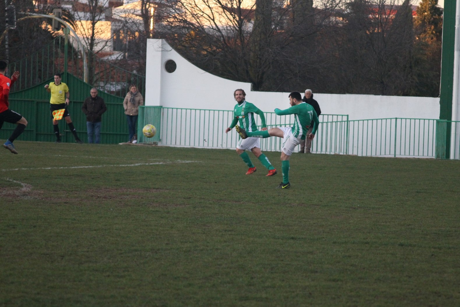 Fotos: Racing Valverdeño - Montijo (II)