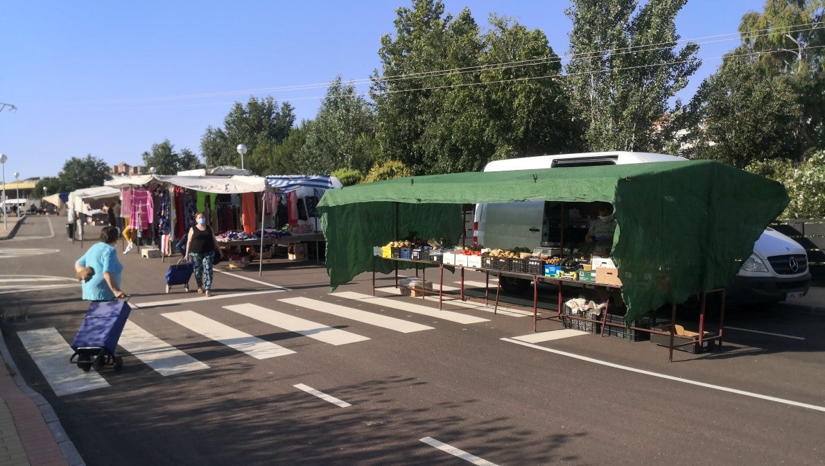Fotos: Mercadillo de Valverde de Leganés