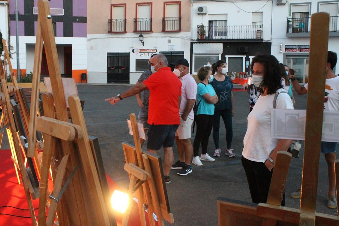 Fotos: Exposición ‘Valverde se retrata’