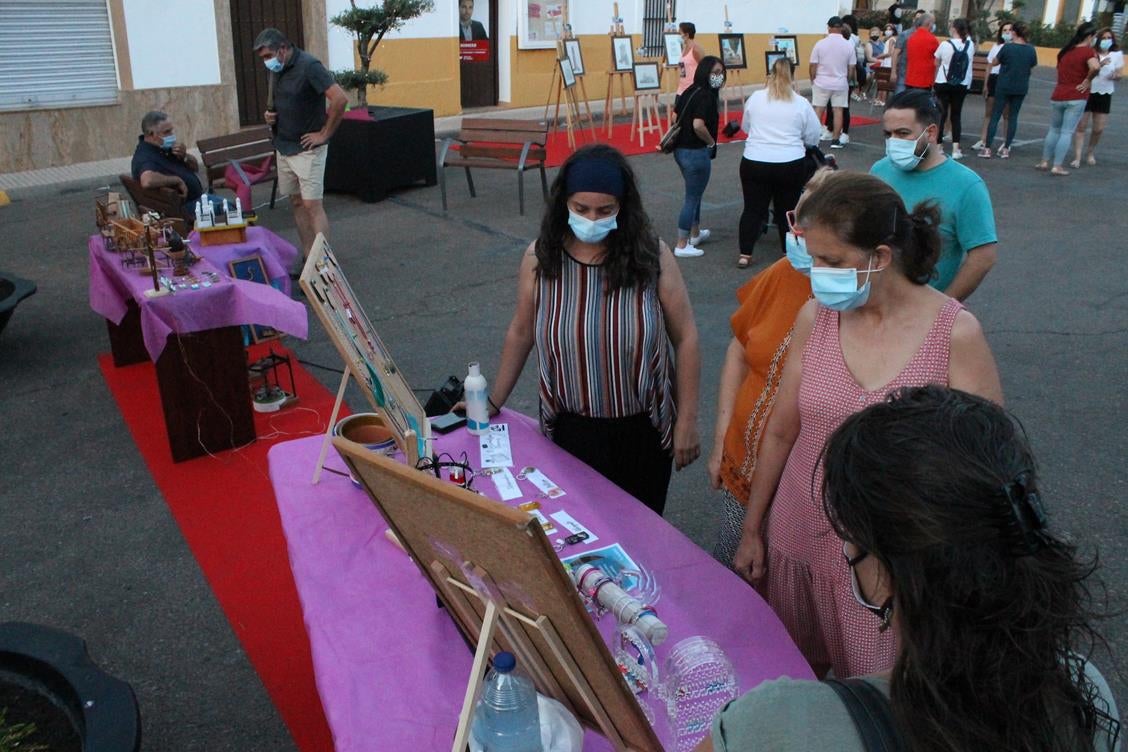 Fotos: Exposición ‘Valverde se retrata’