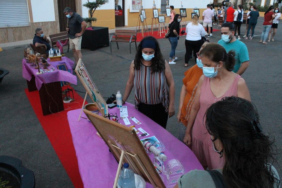 Fotos: Exposición ‘Valverde se retrata’