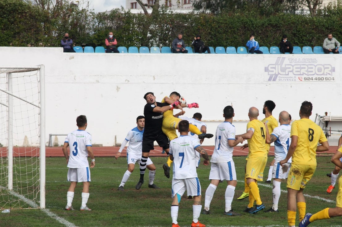 Fotos: Olivenza – Racing Valverdeño (II)