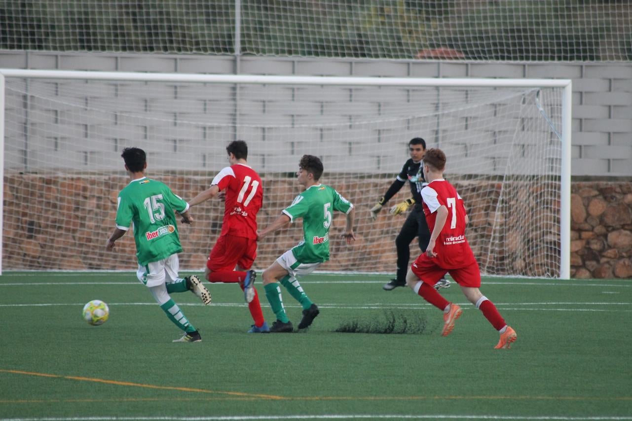 Fotos: Juveniles Racing Valverdeño – Fuente de Cantos