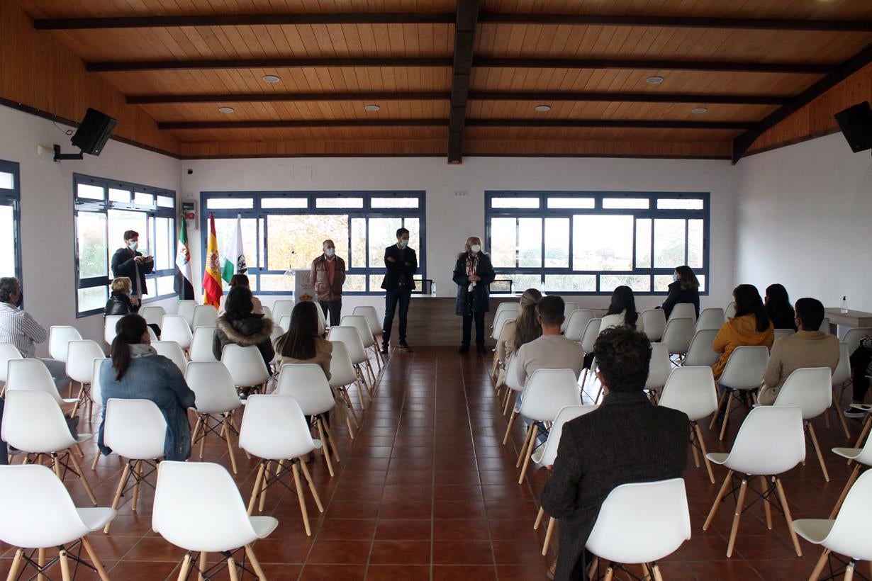 Fotos: Clausura de la Escuela Profesional ‘El Rebellao II’