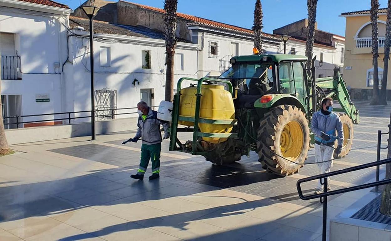 Nueva jornada de desinfección de la vía pública