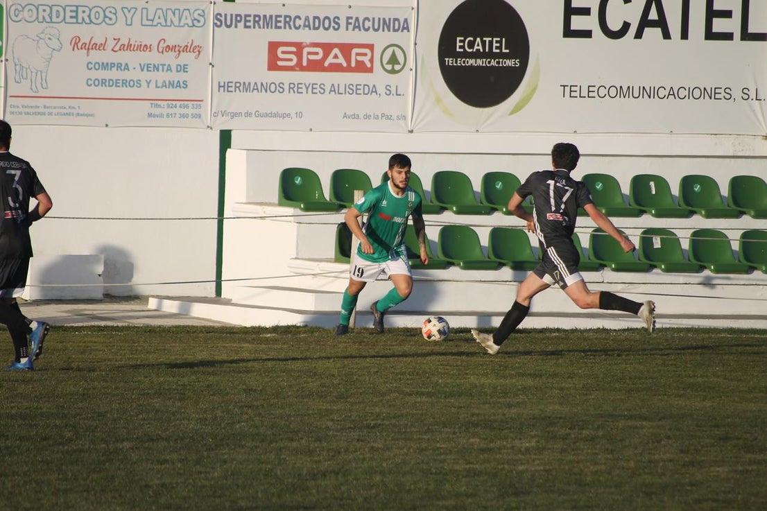 Fotos: Racing Valverdeño – Llerenense (II)