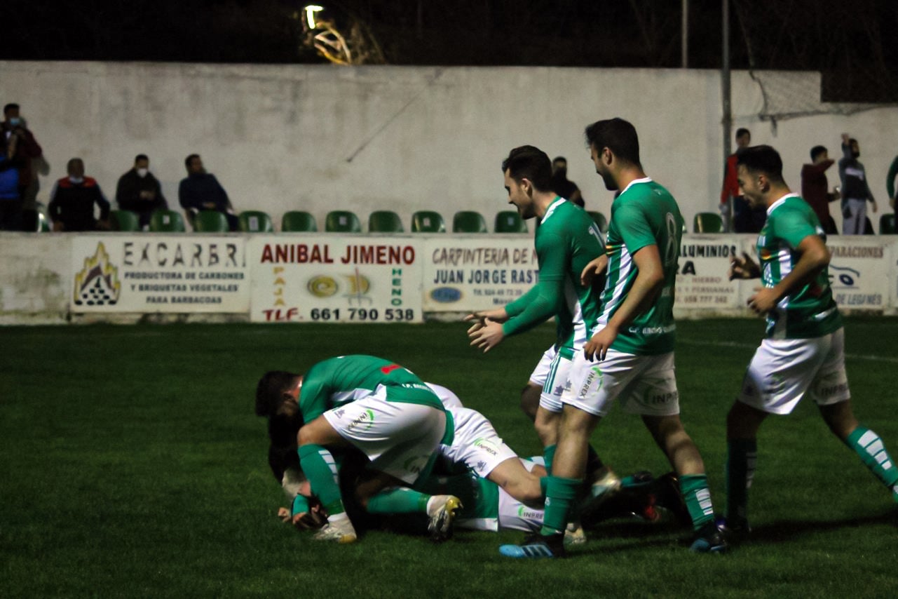 Fotos: Racing Valverdeño – Olivenza (II)