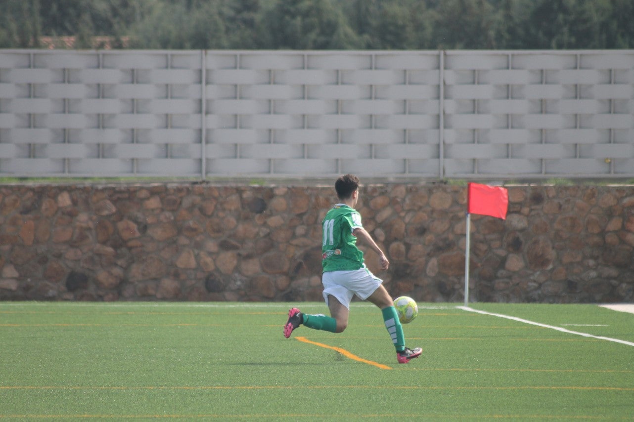Fotos: Juveniles: Racing Valverdeño – Gran Maestre (I)