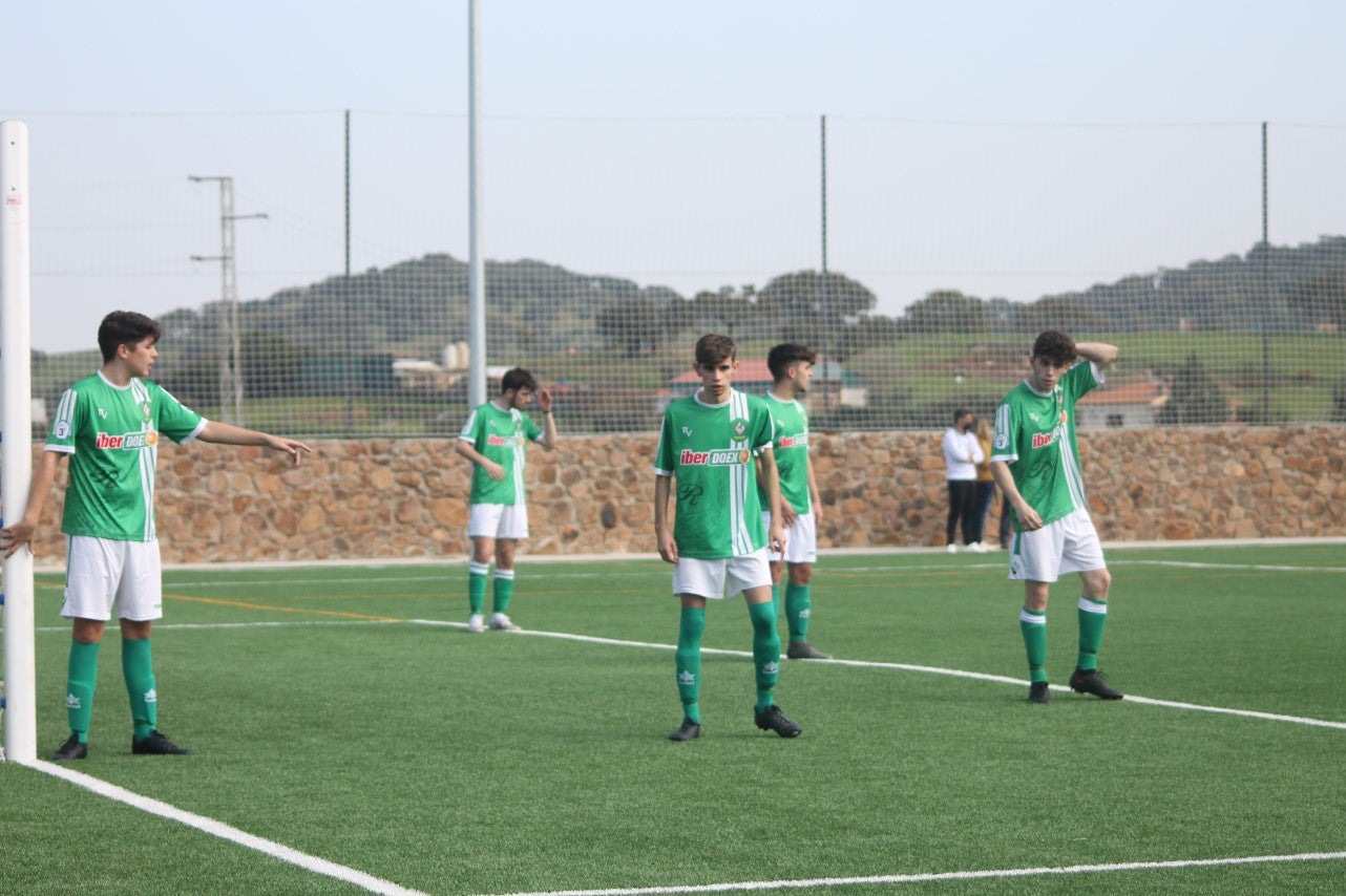 Fotos: Juveniles: Racing Valverdeño – Gran Maestre (I)