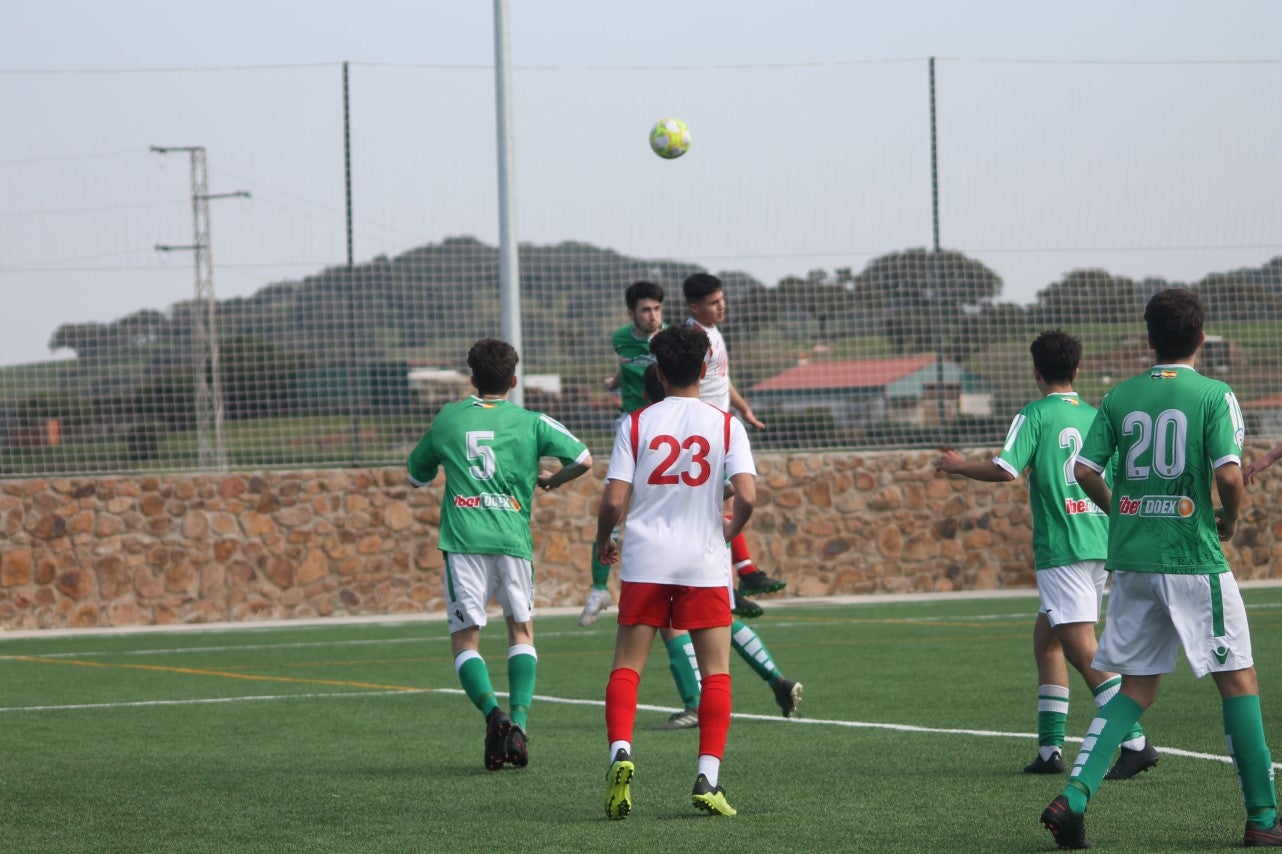 Fotos: Juveniles: Racing Valverdeño – Gran Maestre (I)