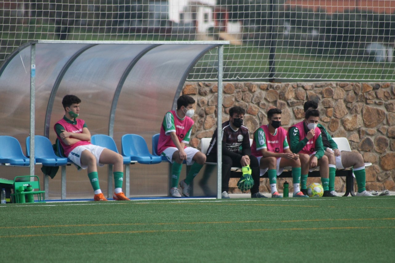 Fotos: Juveniles: Racing Valverdeño – Gran Maestre (I)