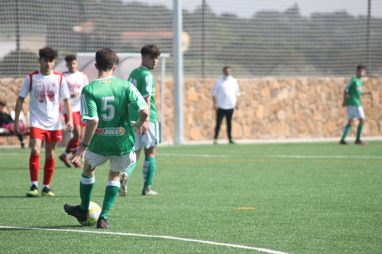Fotos: Juveniles: Racing Valverdeño – Gran Maestre (II)
