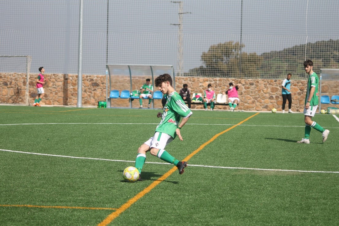 Fotos: Juveniles: Racing Valverdeño – Gran Maestre (II)