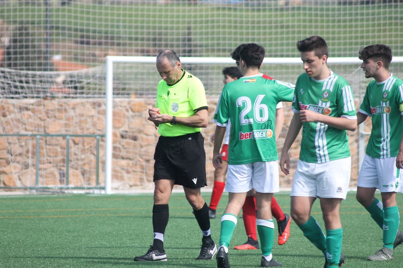 Fotos: Juveniles: Racing Valverdeño – Gran Maestre (II)