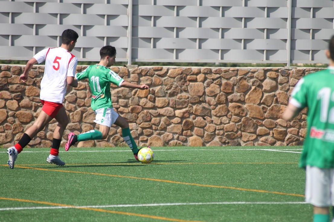 Fotos: Juveniles: Racing Valverdeño – Gran Maestre (II)