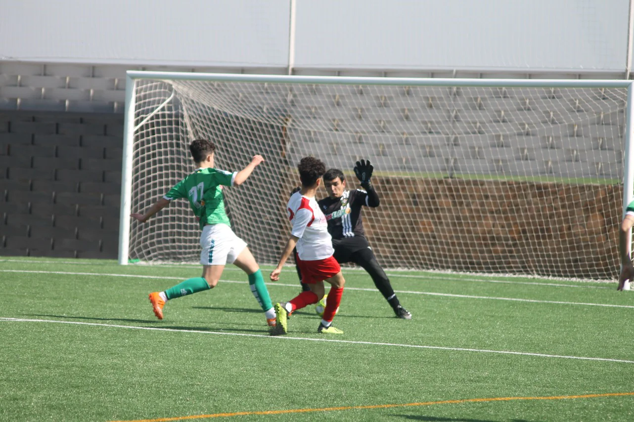 Fotos: Juveniles: Racing Valverdeño – Gran Maestre (III)