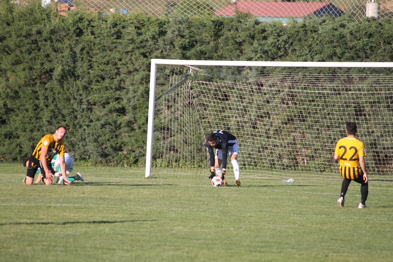 Fotos: Racing Valverdeño – AD Lobón (III)