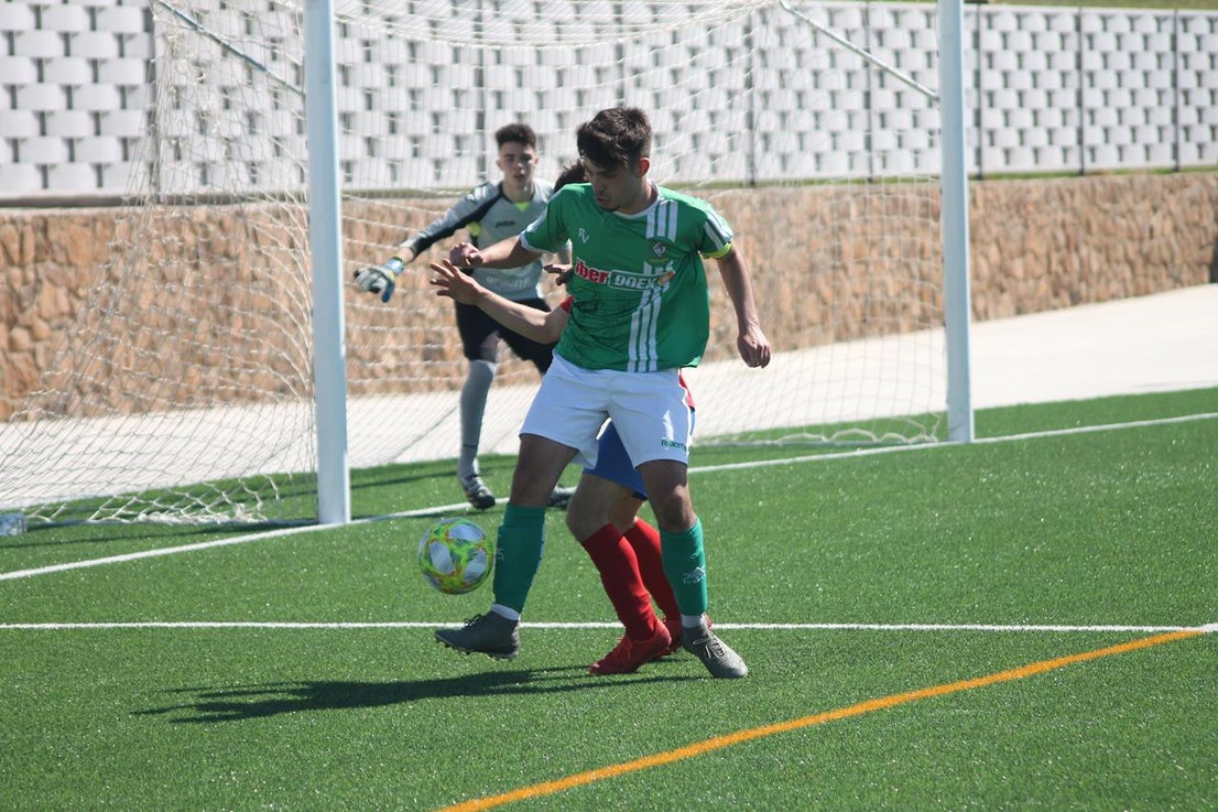 Fotos: Juveniles: Racing Valverdeño – UC La Estrella (I)