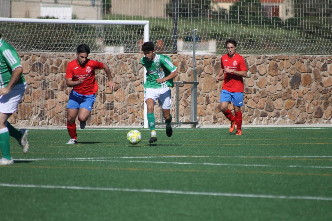 Fotos: Juveniles: Racing Valverdeño – UC La Estrella (II)