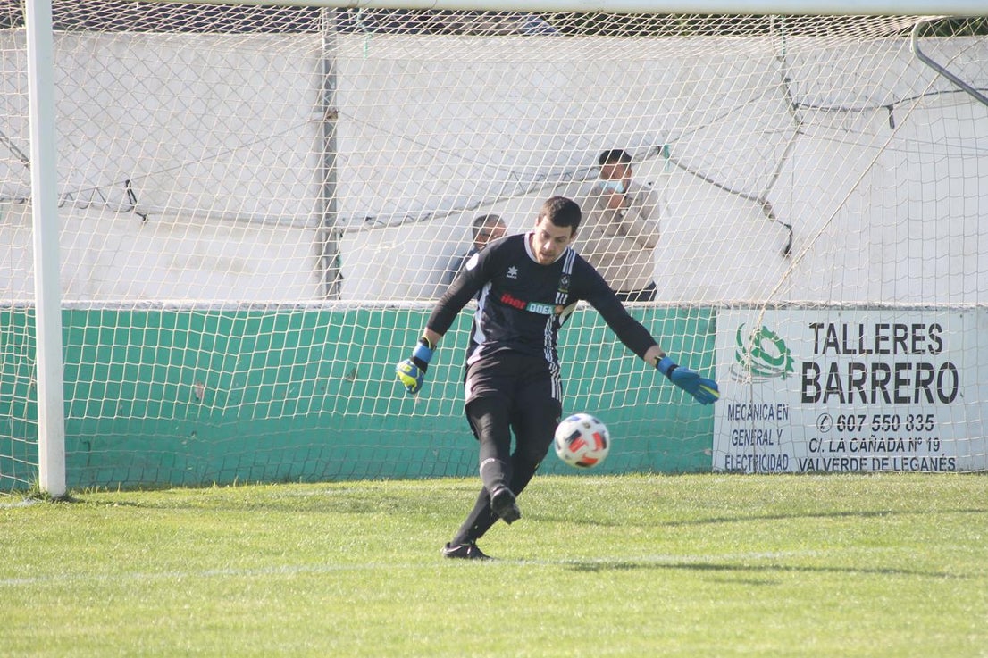 Fotos: Racing Valverdeño – Campanario (I)