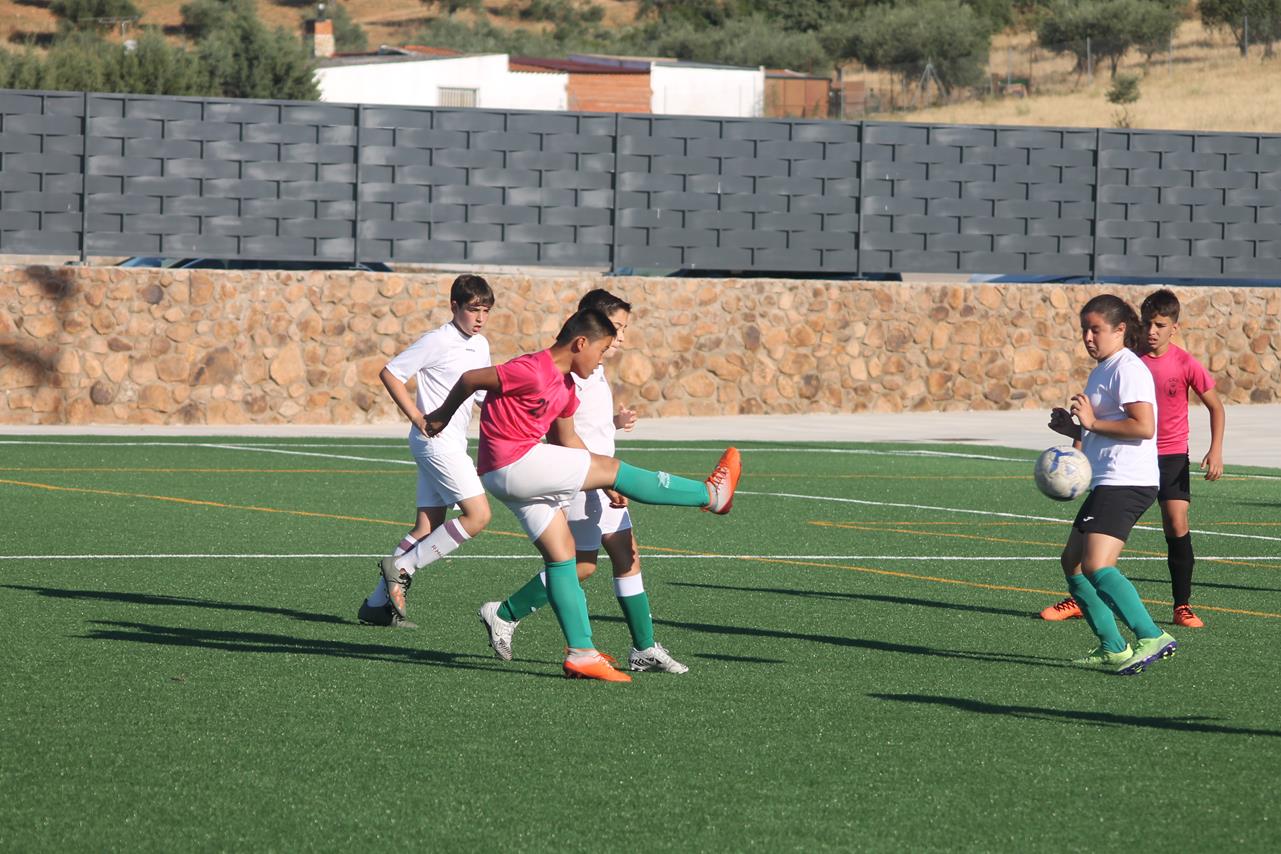 Fotos: Cierre de temporada de la Escuela de Fútbol Base (I)