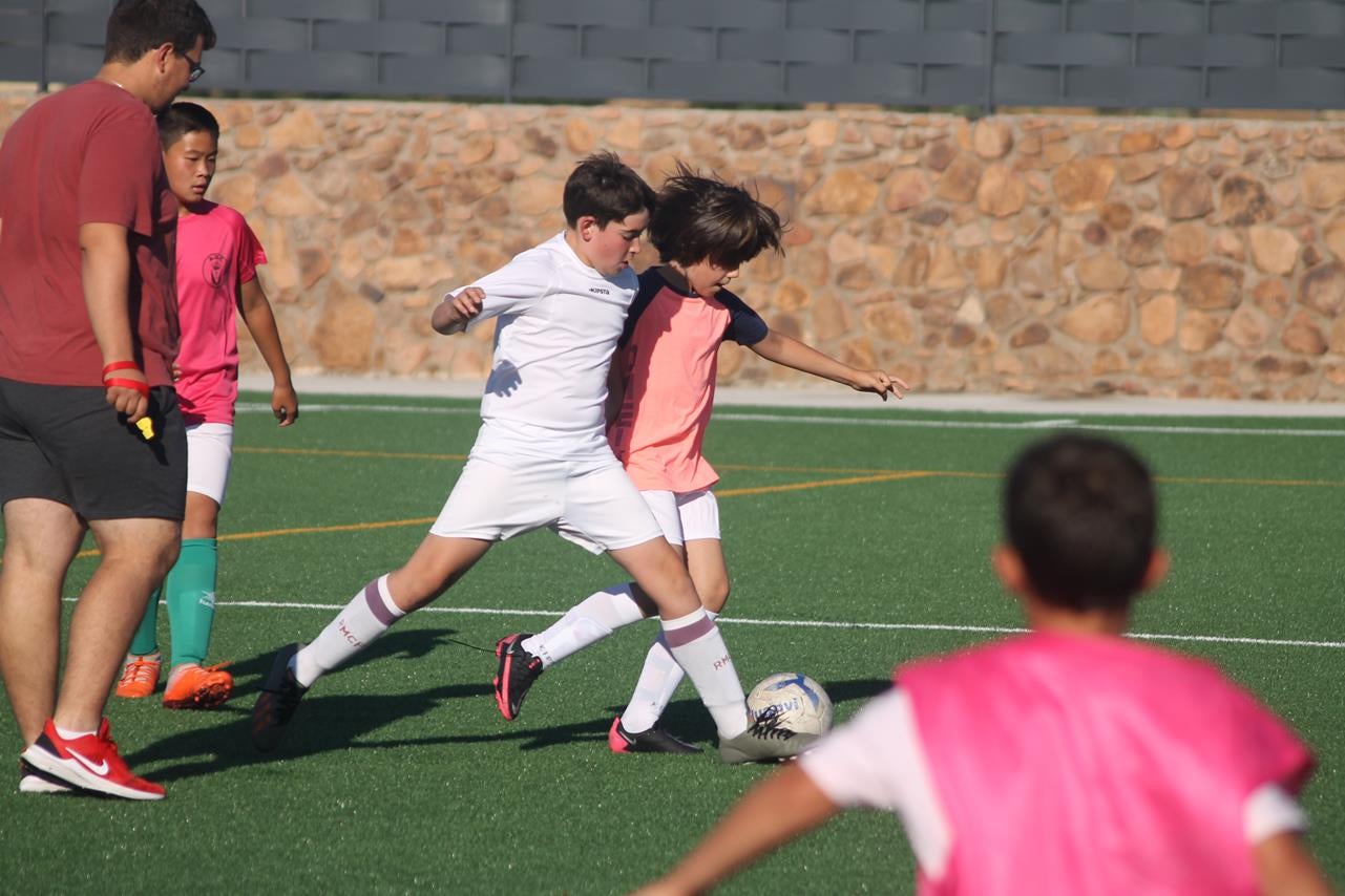 Fotos: Cierre de temporada de la Escuela de Fútbol Base (I)