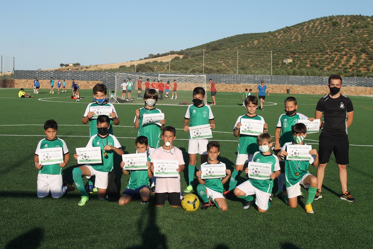 Fotos: Cierre de temporada de la Escuela de Fútbol Base (II)