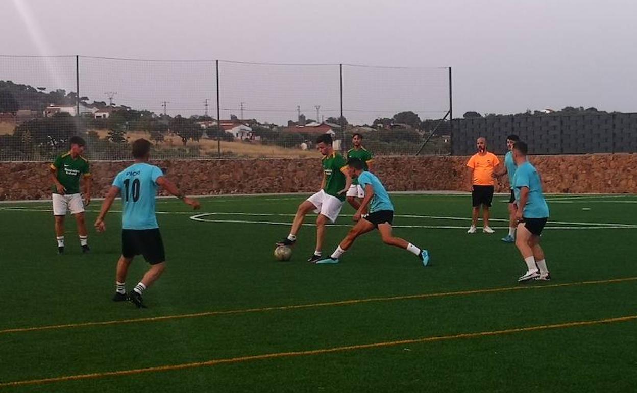 Semifinal entre Los Canchales y El Popurri FC