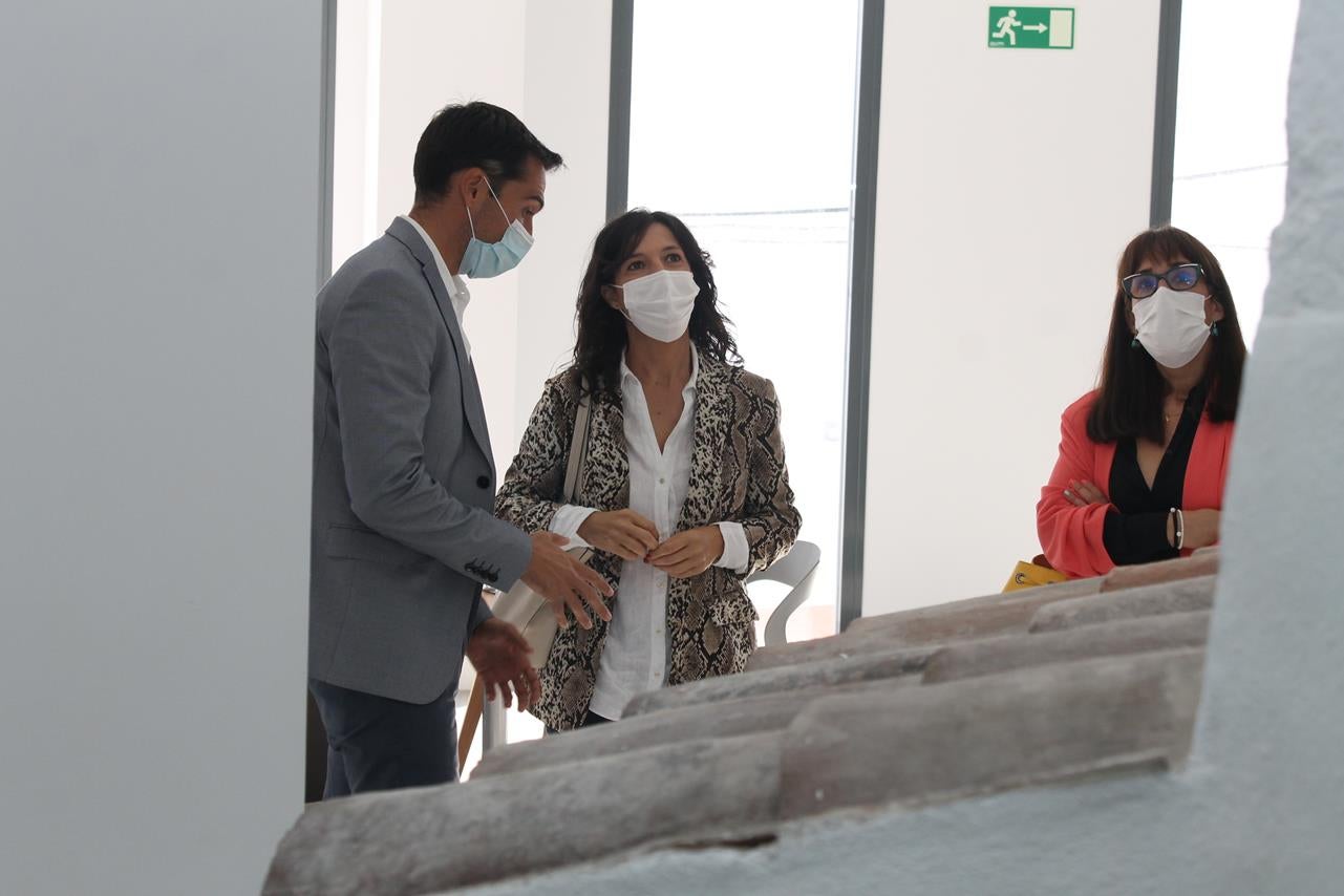 Fotos: Visita de la Consejera de Educación y Empleo, Esther Gutiérrez