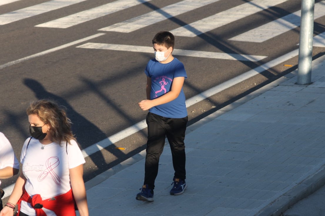 Fotos: Marcha Solidaria de la Semana Contra el Cáncer de Mama 2021 (I)