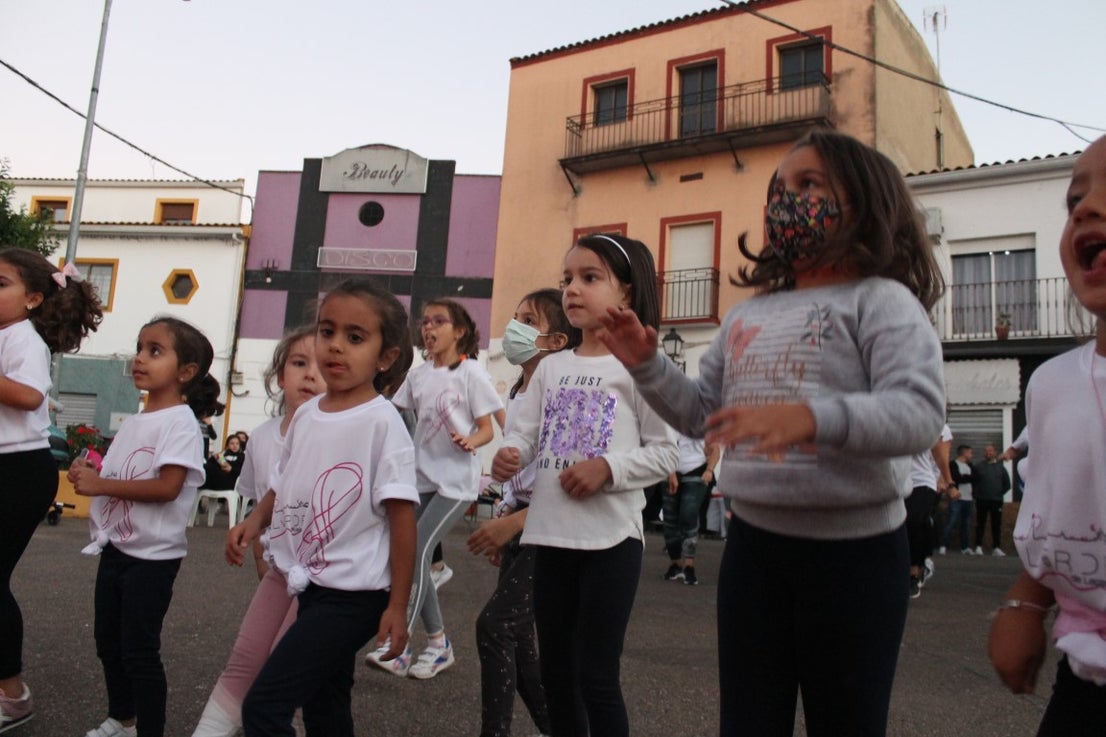 Fotos: Marcha Solidaria de la Semana Contra el Cáncer de Mama 2021 (IV)